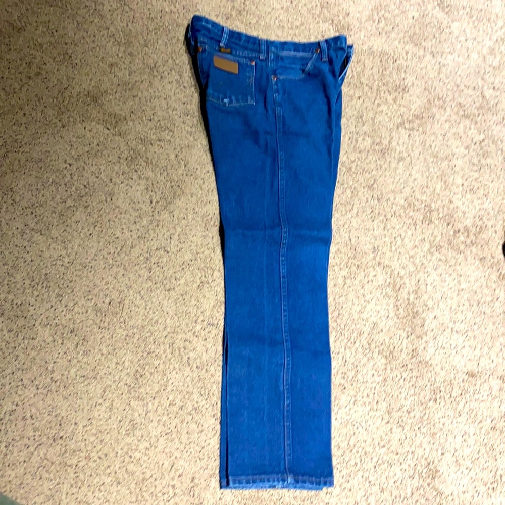 Wrangler 13 MWZ